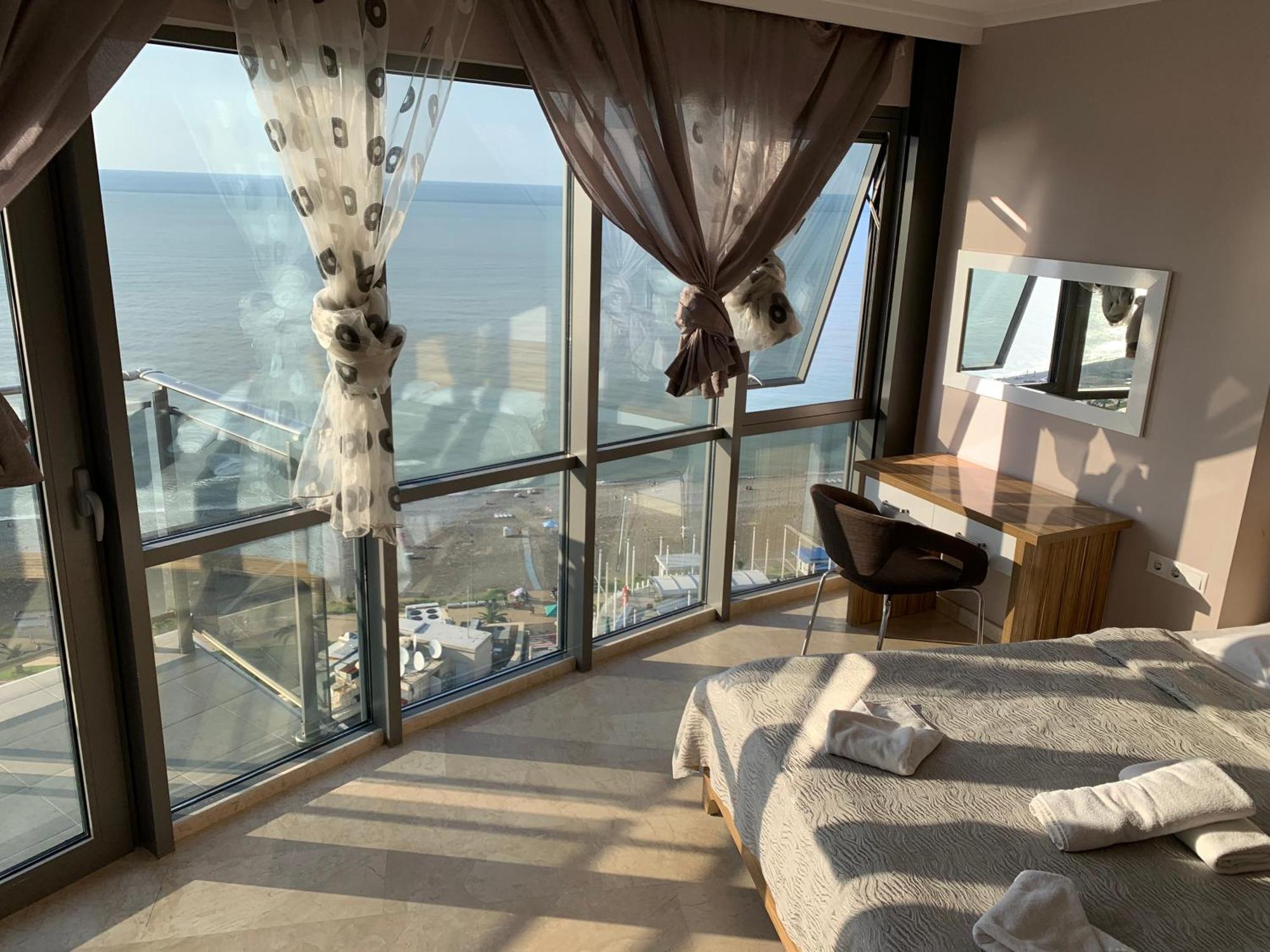 Orbi Sea Towers Batumi Resort מראה חיצוני תמונה