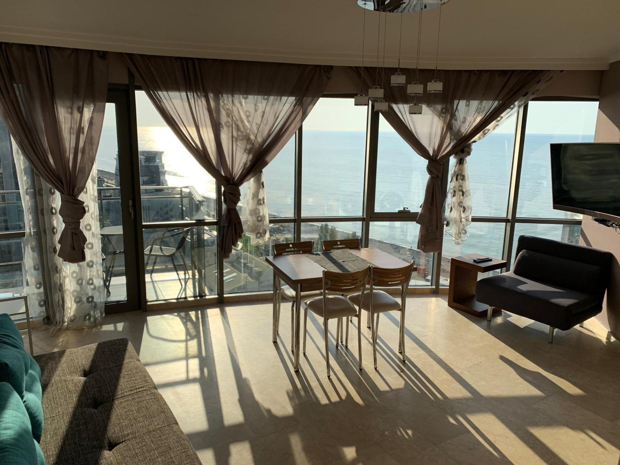 Orbi Sea Towers Batumi Resort מראה חיצוני תמונה