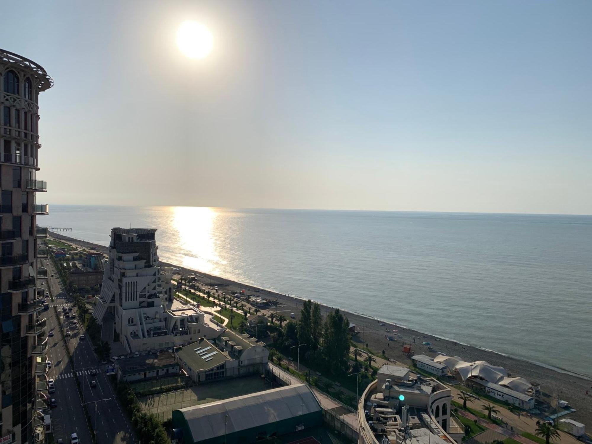 Orbi Sea Towers Batumi Resort מראה חיצוני תמונה