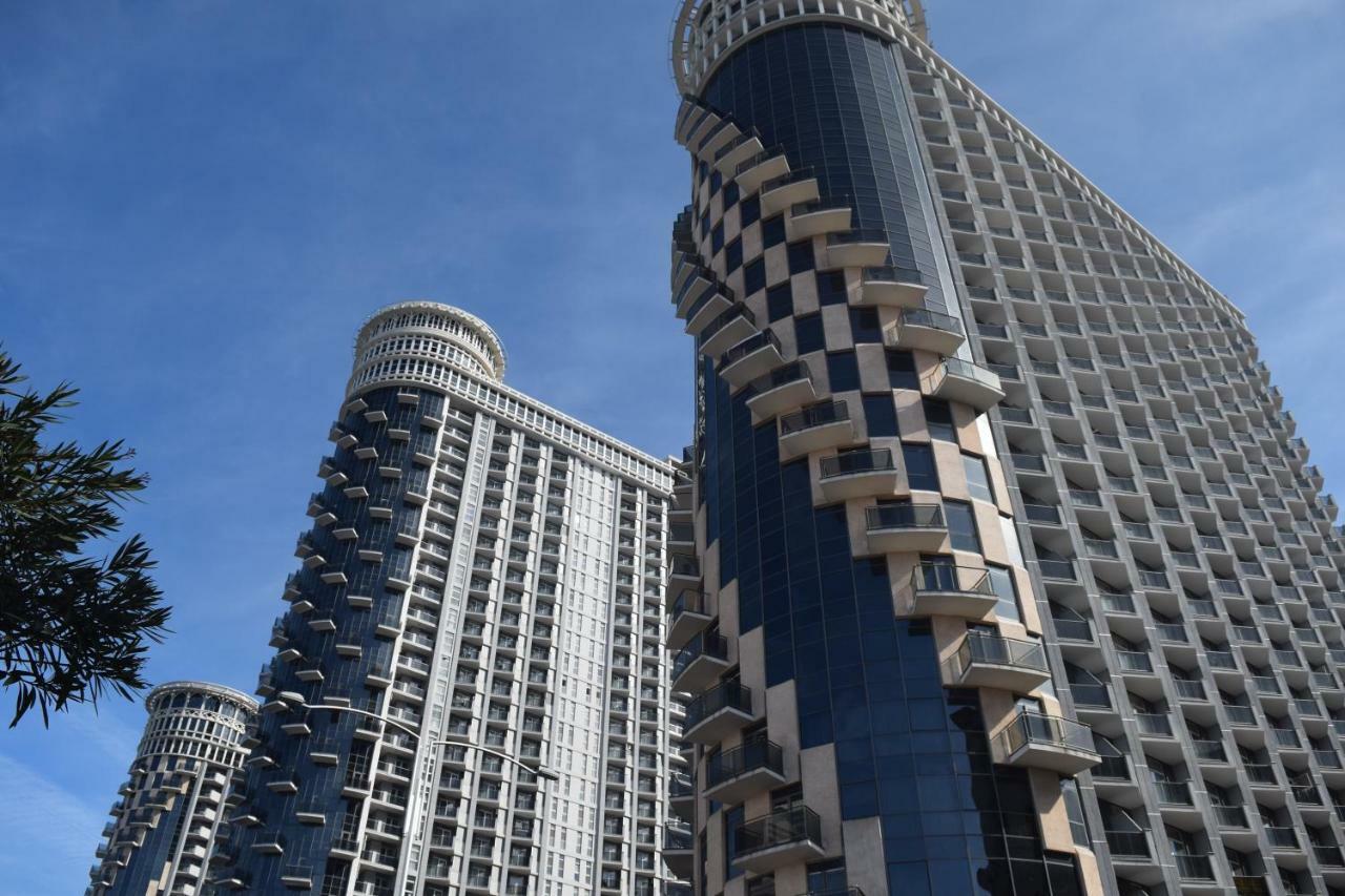 Orbi Sea Towers Batumi Resort מראה חיצוני תמונה