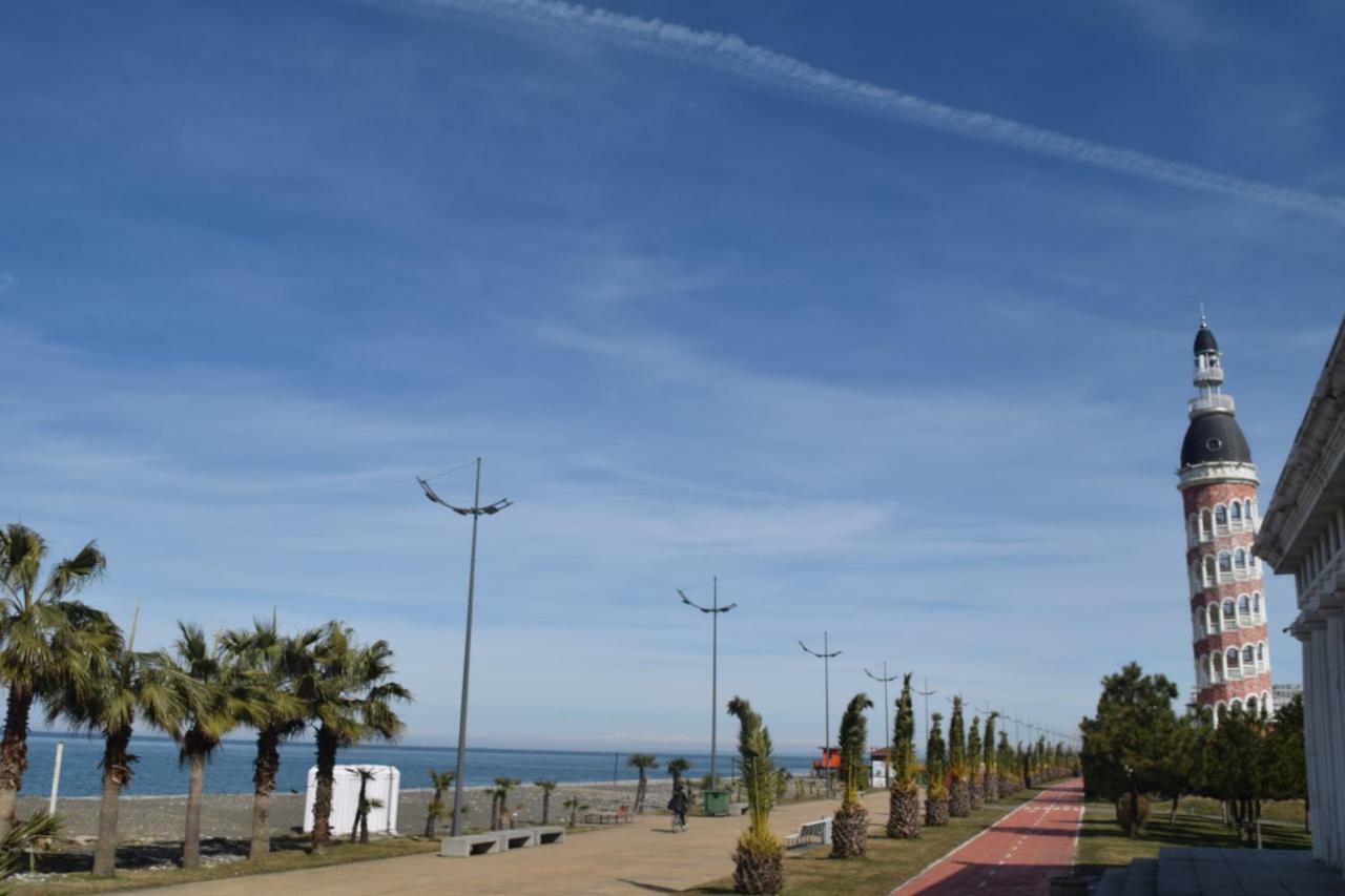 Orbi Sea Towers Batumi Resort מראה חיצוני תמונה